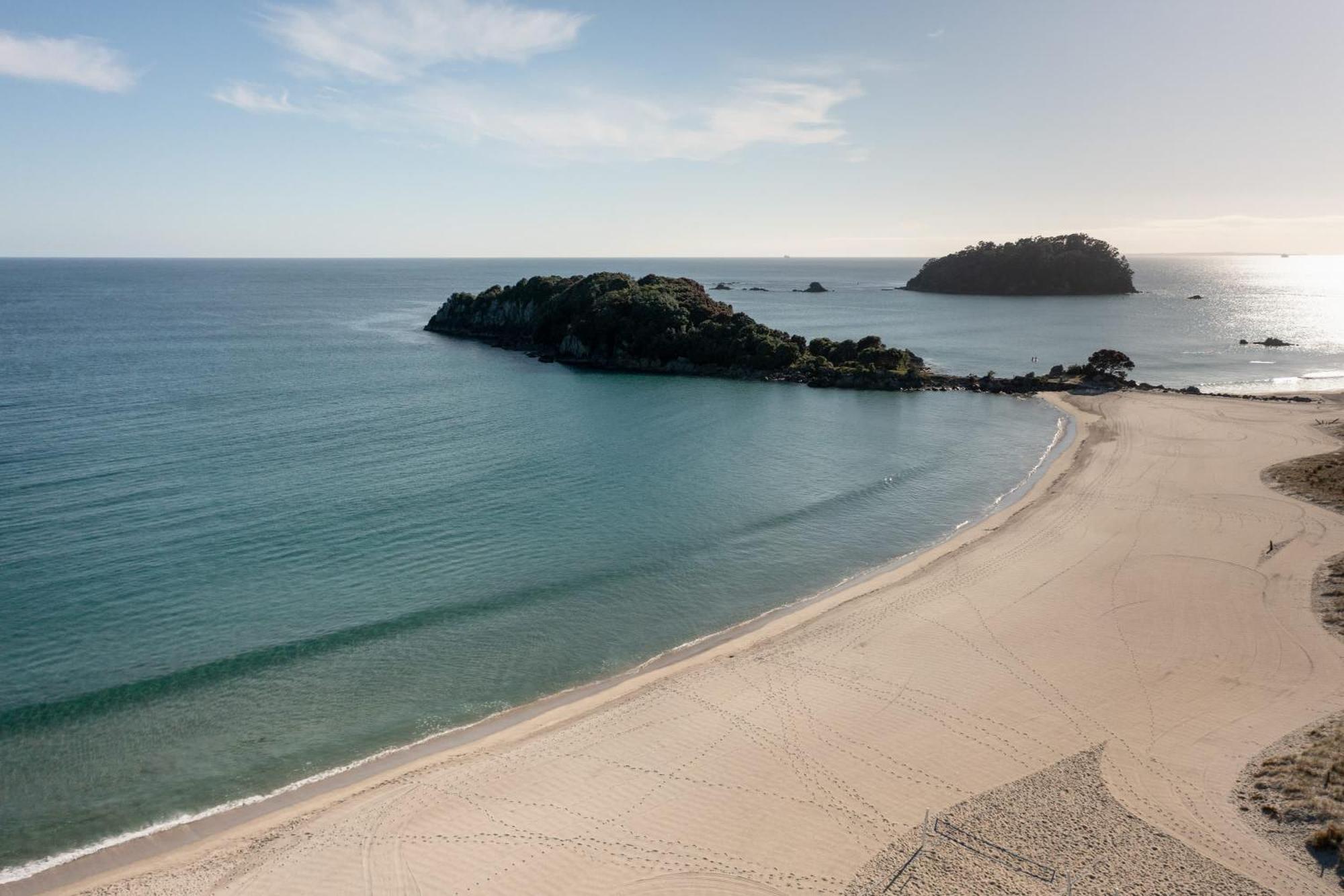 マウント・マウンガヌイOceanside Bliss - Absolute Beachfront - Uninterrupted Ocean Views With Poolアパートメント エクステリア 写真